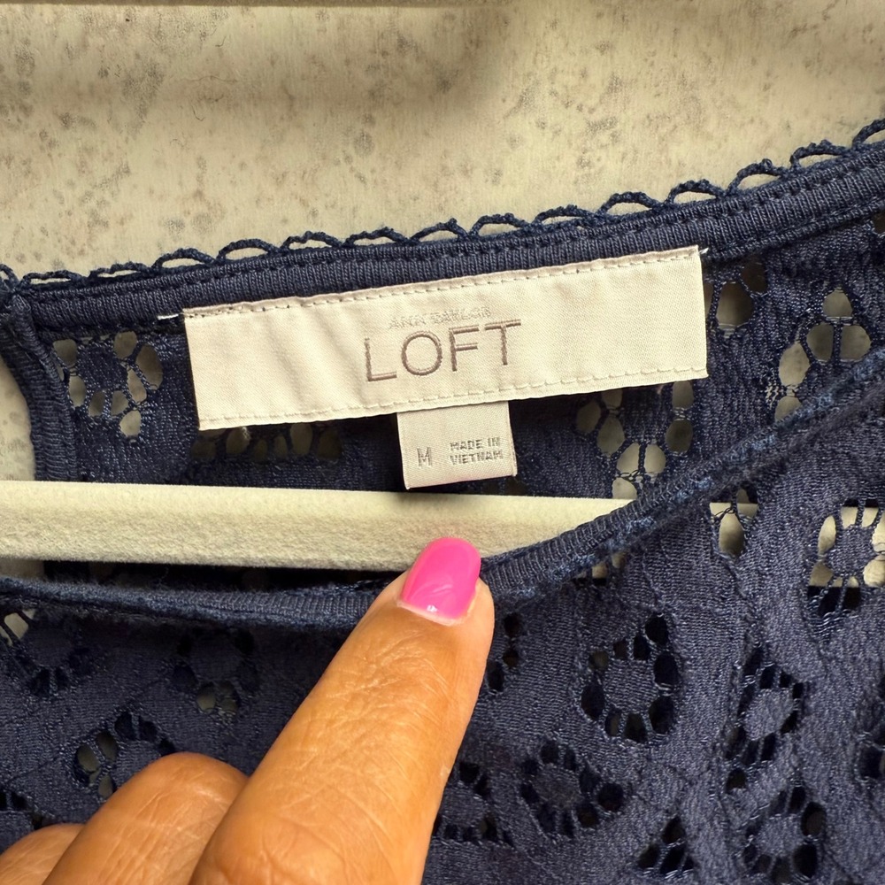 LOFT M Womens Dark Blue Light Lace Top Medium 3/4 Sleeve Boat Neck Casual Blouse - Picture 2 of 6